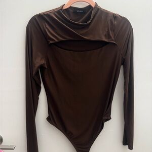 WinWin Chocolate Long Sleeve Bodysuit